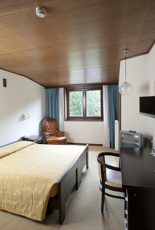 Hotel Mirella Ponte Di Legno Habitación foto